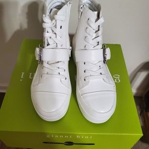 Gianni Bini Kophie Tennis Shoe; Size 6.5